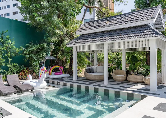 Cleopatra Pool Villa I Prime Location - Near The Famous Night Bazzar, 5 Minutes From The Old City